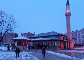 5 asırlık Muradiye Camisi, Berat Kandili'nde yeniden ibadete açıldı