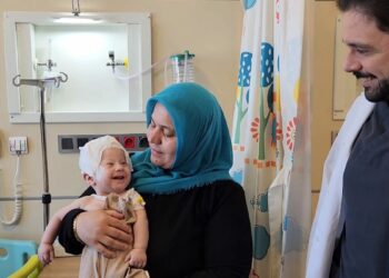5 aylık Ömer’in erken kaynayan kafatası 3 saatlik ameliyatla düzeltildi
