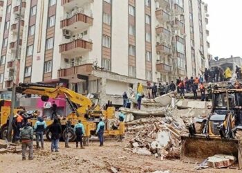 51 kişinin öldüğü Furkan Apartmanı'nın müteahhidine beraat