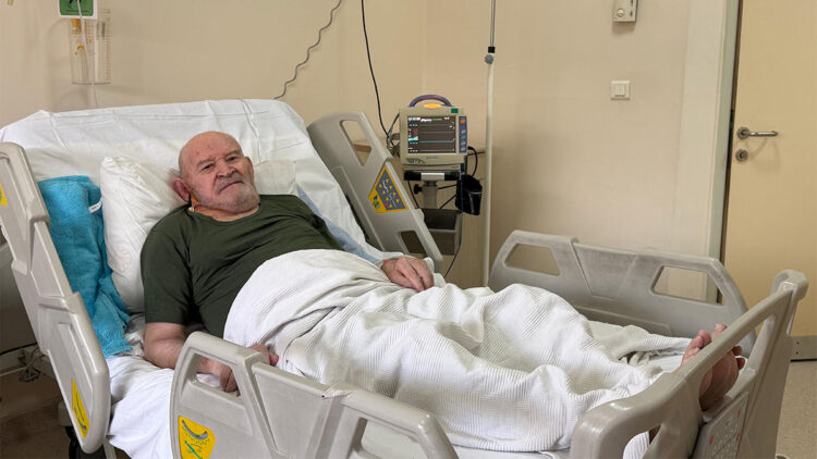 7 saatlik operasyonla tümörlü dokudan kurtuldu