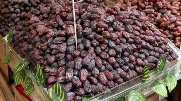 Açıkta satılan hurmada, 'kanserojen aflatoksin' riski
