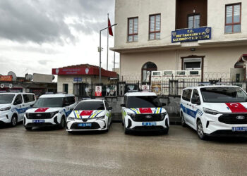 Adıyaman'da 8 yıl 9 ay kesinleşmiş hapis cezası bulunan firari yakalandı