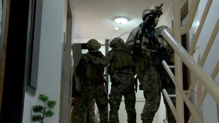 Ankara merkezli 5 ilde organize suç örgütüne operasyon: 37 gözaltı