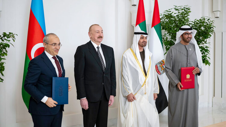 İlham Aliyev Birleşik Arap Emirlikleri Devlet Başkanı ile görüştü