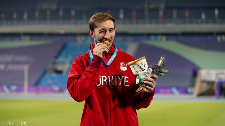 Annesinin izinden giden milli atlet Berke'nin hedefi olimpiyat madalyası
