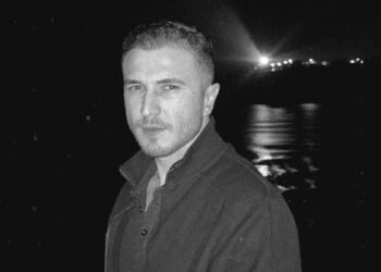 Arnavutköy'de tartıştığı kardeşini silahla öldürdü 