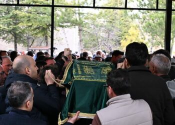 Bebek arabasına motosiklet çarptı; 1,5 yaşındaki Mahmut Fatih öldü