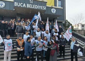 Buca Belediyesi'ndeki memur eylemi 5'inci günde