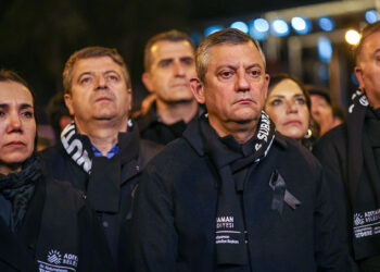 Deprem bölgesindeki konutlardan 2 yıl değil hiç para alınmasın