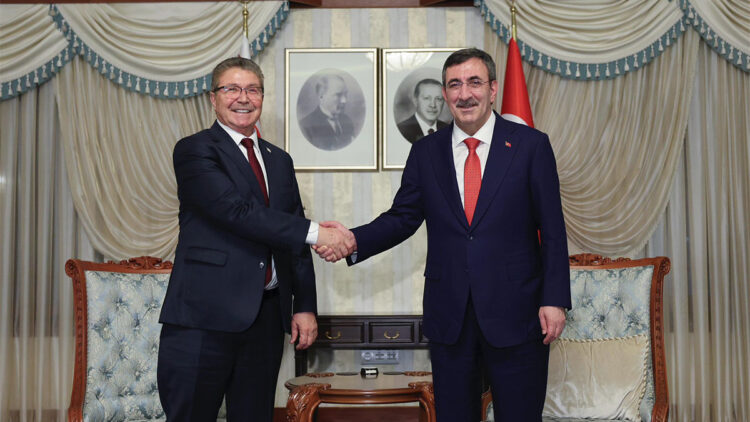 KKTC'ye yönelik insanlık dışı haksız izolasyonların kaldırılması gerekir