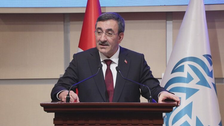 Cari açık, OVP ile uyumlu gerçekleşmiştir