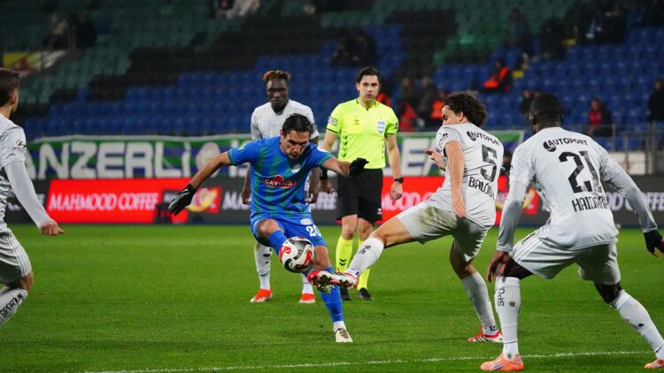 Çaykur Rizespor, Kocaelispor'u 2-0 mağlup etti