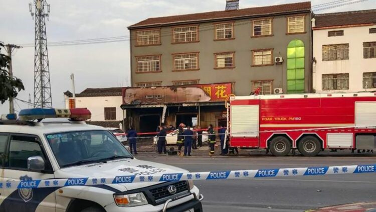 Çin'de havai fişek dükkanında patlama: 12 ölü