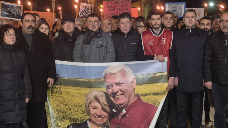 Malatya'da saat 04.17'de anma programı düzenlendi