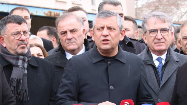 Deprem zamanı 21 yıllık bir iktidar vardı