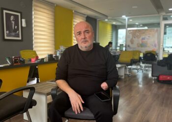 Depremde 2 çocuğunu kaybeden babadan 2 bin çocuğa destek