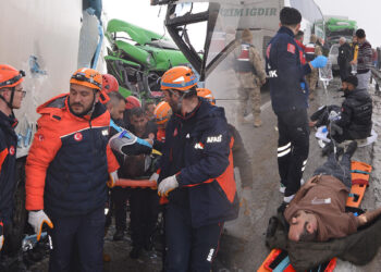 Erzurum'da sis nedeniyle zincirleme kaza meydana geldi