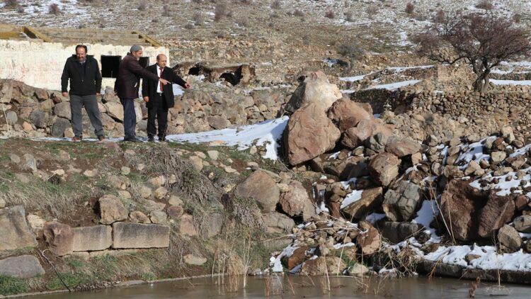 Erciyes'in eteklerindeki bin yıllık 'Roma havuzu' tahrip edildi