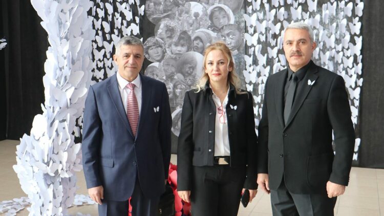 Erzurum'da 'Beyaz kelebekler cennete uçtu' sergisi