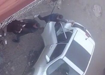 Eski eşine 'çocuklara iyi bak' deyince çıkan tartışmada darbedildi