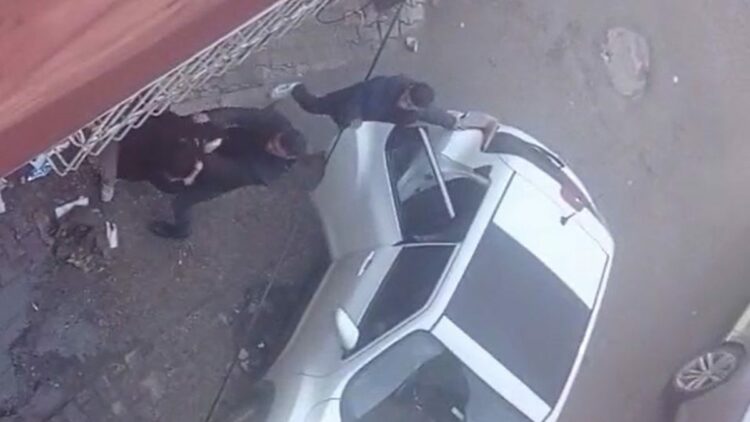 Eski eşine 'çocuklara iyi bak' deyince çıkan tartışmada darbedildi