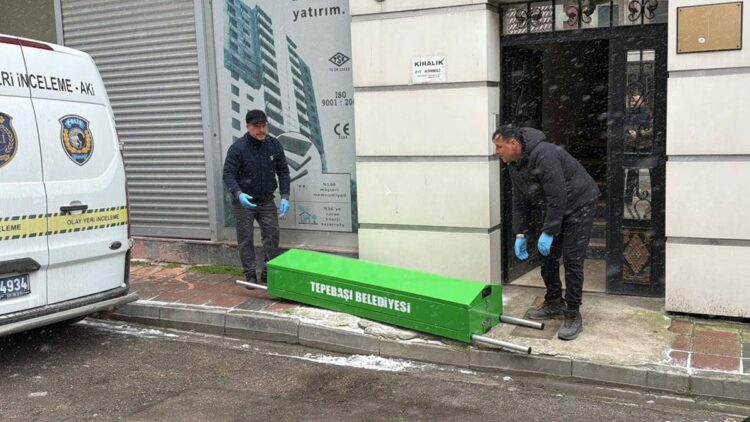 Eskişehir'de sır olay: Evinin penceresinden atladı, eşi de ölü bulundu