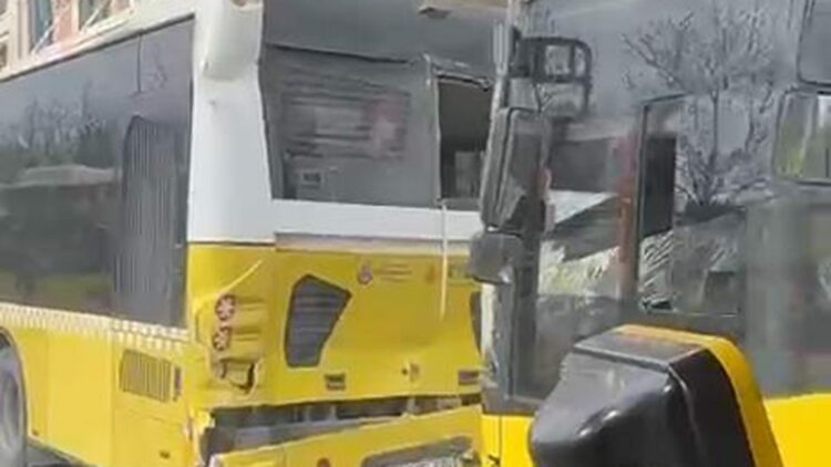 Fatih'te 3 İETT otobüsü çarpıştı