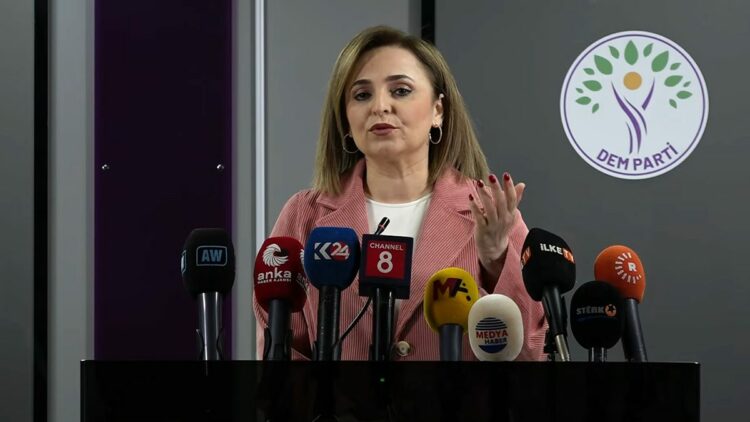 Geçmiş yüzyılın ezberlerinden kurtulmuş olmalıyız