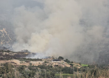 Hatay'da makilikte yangın; turistik yerler ziyaretçilere kapatıldı