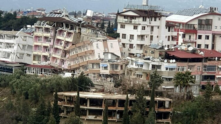 Her depremden sonra hazırlıkta bir üst basamağa geçiliyor
