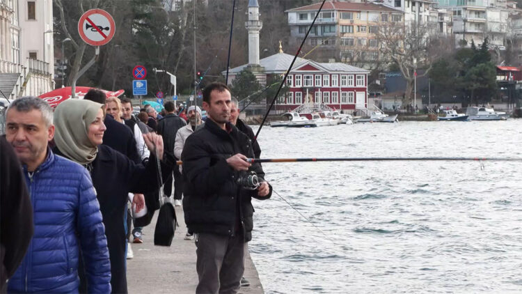 İstanbul'da sıcaklıklar 25 derecelere çıktı