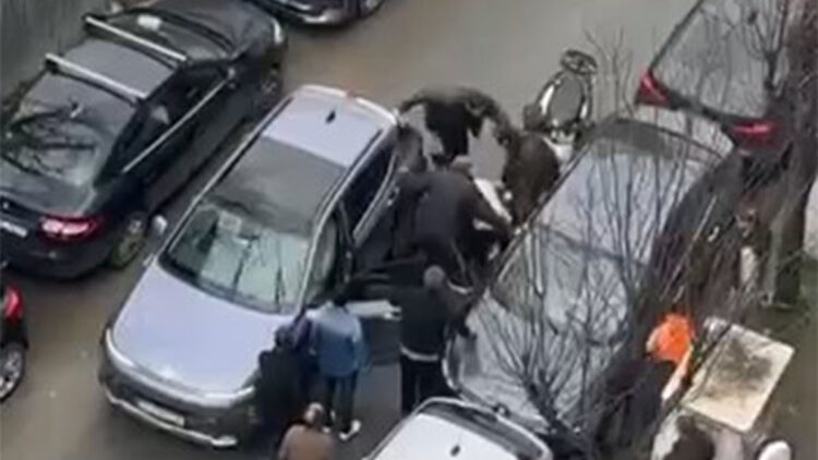 Beşiktaş'ta park kavgasında 4 kişi tutuklandı