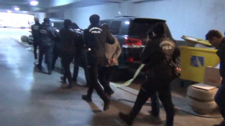 İstanbul merkezli 11 ilde FETÖ operasyonu; 93 gözaltı