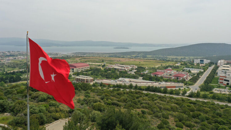 İYTE, TÜBİTAK 1001'de devlet üniversiteleri arasında üç yıldır birinci