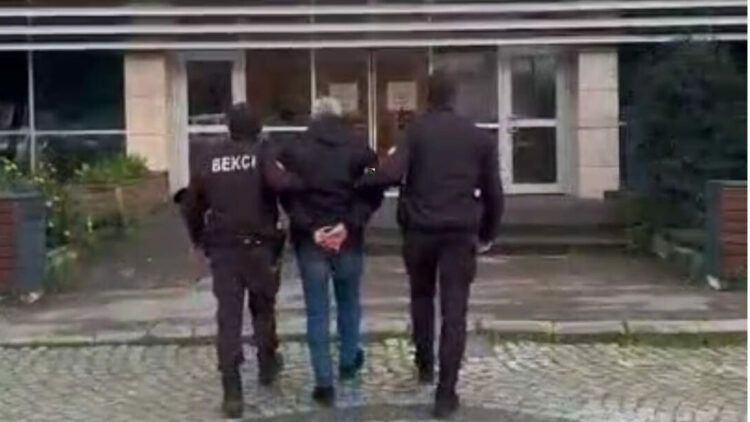 Buca ve Karşıyaka'da iki hükümlü yakalandı