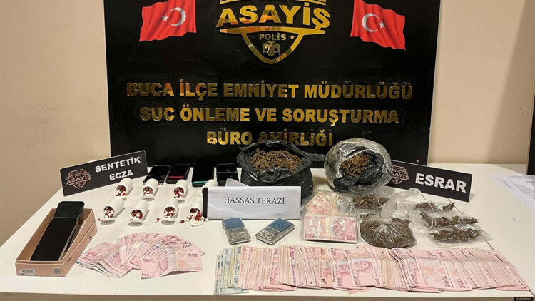 İzmir'de uyuşturucu operasyonu