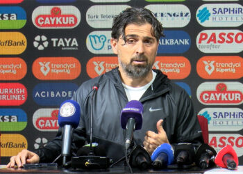 Konyaspor İlhan Palut ile anlaşmak istiyor