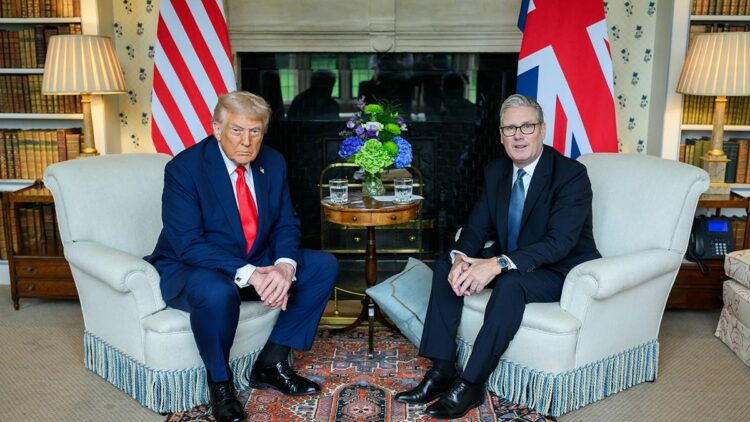 İngiltere Başbakanı Starmer, ABD Başkanı Trump ile telefonda görüştü