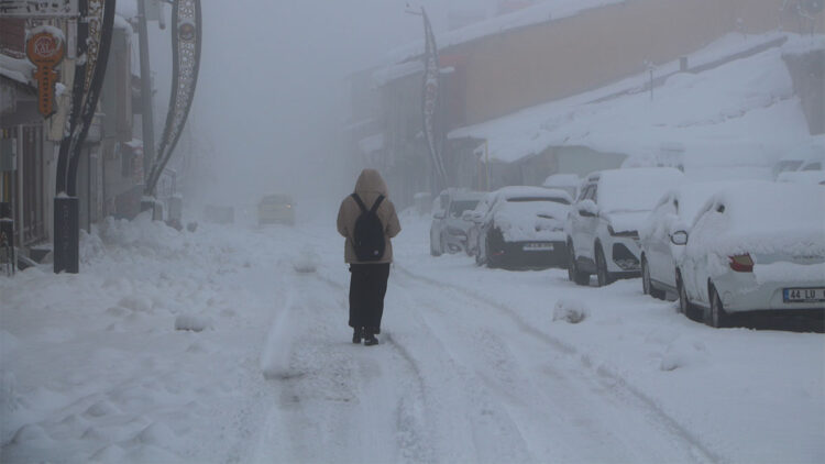 Karlıova'da eğitime ara verildi