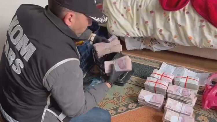 Kars’ta tefeci operasyonu: 4 gözaltı