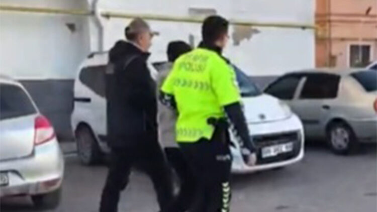 Kayseri merkezli 4 ilde FETÖ operasyonu; 70 kişi yakalandı