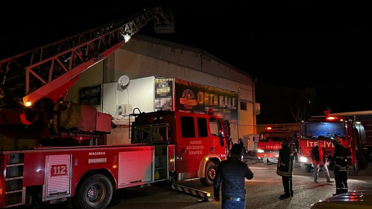 Kayseri'de hayvansal yan ürünler tesisinde yangın