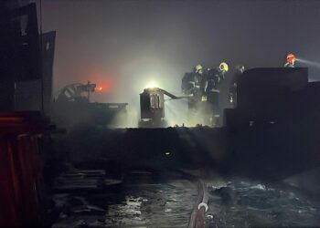 Kocaeli'de metal işleme tesisinde yangın