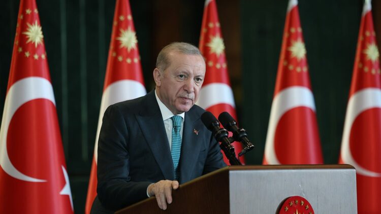 Komisyon raporunu önemli bir kazanım olarak görüyorum