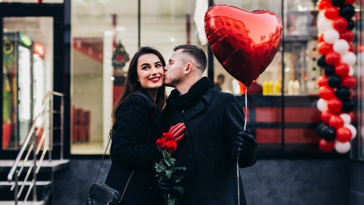 Küresel bir ritüelin yerel yorumu: Türkiye'de Sevgililer Günü'ne sosyolojik bakış açısı