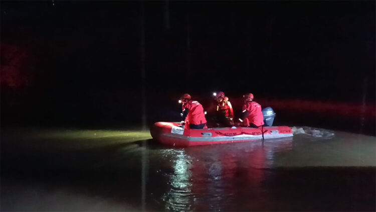 Edirne'de seddede mahsur kalan iki işçi kurtarıldı