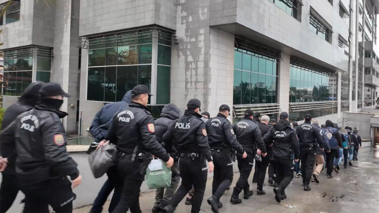 Mersin'de yasadışı bahis operasyonu; 9 tutuklama