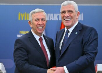 Mansur Yavaş, Dervişoğlu'nu ziyaret etti