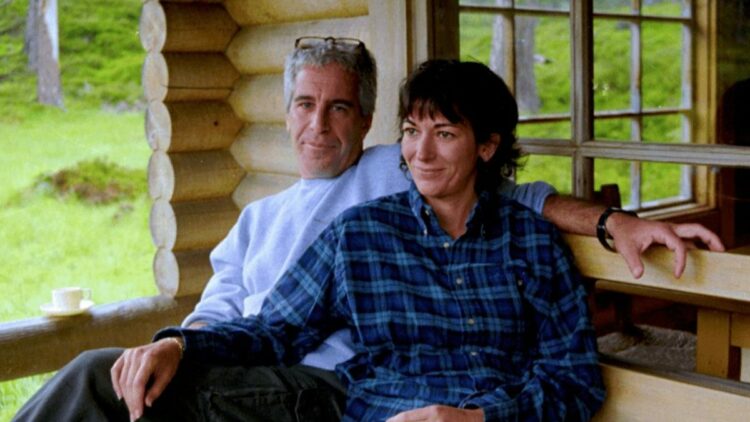 Maxwell, Epstein hakkındaki soruları yanıtlamayı reddetti