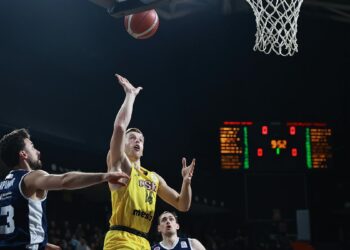 Mersin Spor, Bahçeşehir Koleji'ni 87-80'lik skorla mağlup etti